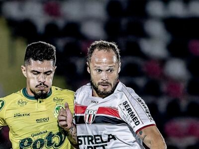 André Luis volta de suspensão e disputa vaga no ataque do Mirassol contra o Corinthians