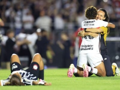 Corinthians feminino enfrenta Santa Fe na semifinal da Libertadores em Quito