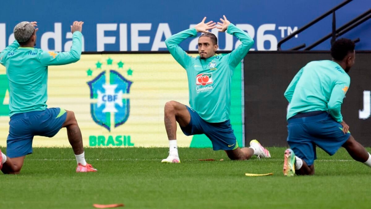 Brasil abre 2 a 0 sobre a Índia no 1º tempo do primeiro amistoso entre as seleções