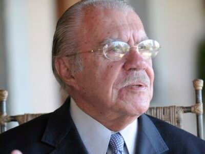 José Sarney é internado em São Luís após dor abdominal e passa por cirurgia