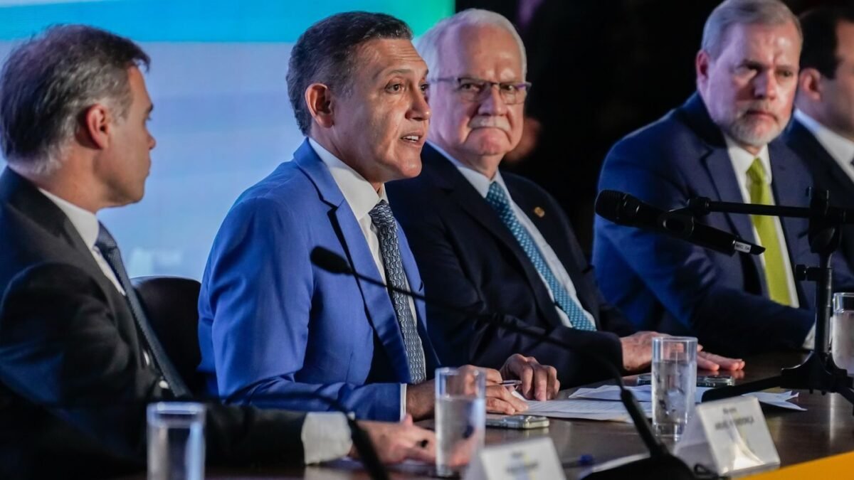 TSE suspende canal “Exército do Lula” no WhatsApp até o fim do segundo turno