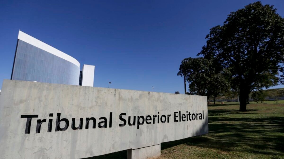 TSE mantém por unanimidade ordem para Meta não reduzir alcance de Lula e Flávio