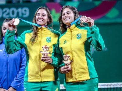 Luisa Stefani e Dabrowski enfrentam Siniakova e Hunter na final de Wuhan e podem liderar 2026