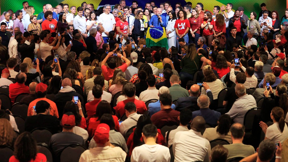 Lula vence em todos os 184 municípios do Ceará no 2º turno