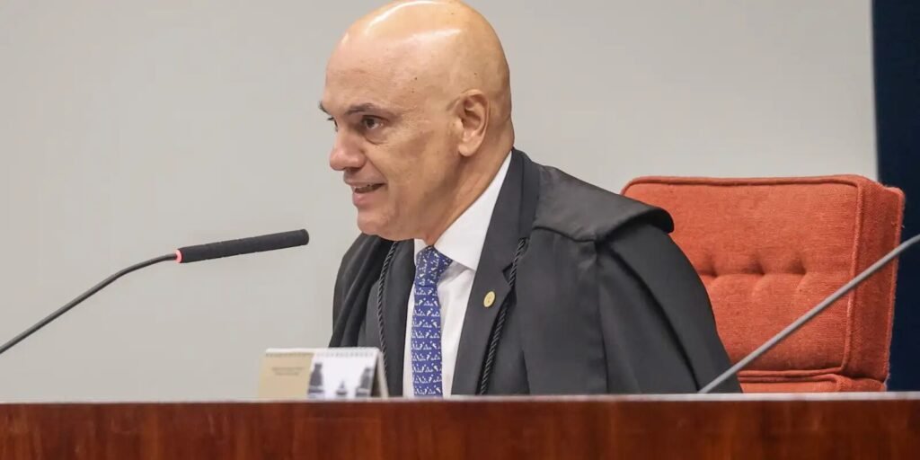 Ministro Alexandre de Moraes fala no plenário da Primeira Turma do STF, em Brasília