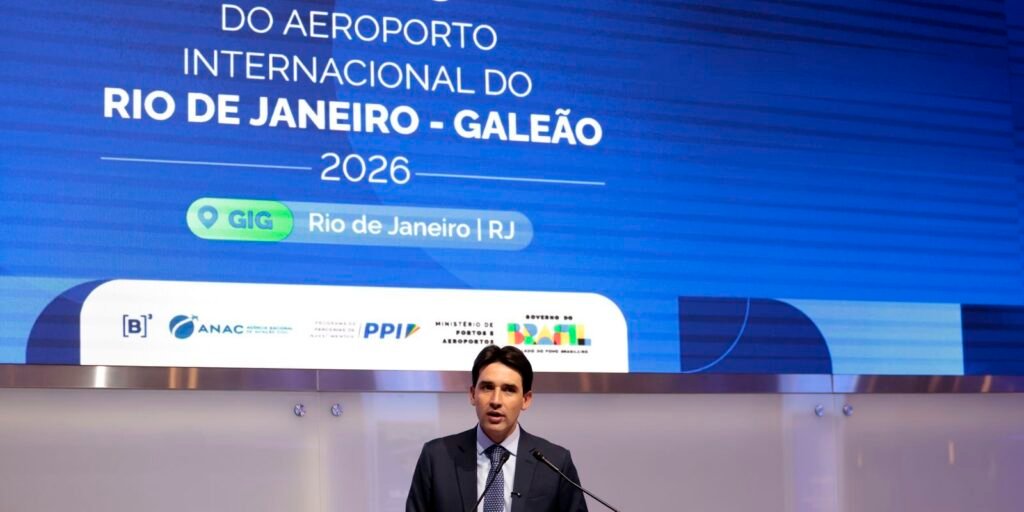 Ministro Sílvio Costa Filho durante o leilão do Aeroporto do Galeão realizado na B3