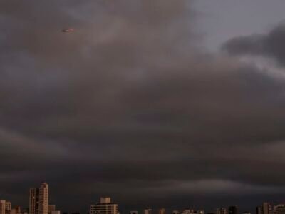 Frente fria mantém SP, RJ e MG em alerta para temporais até hoje