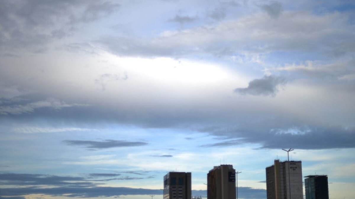 Vale do Paraíba tem alerta de tempestade com granizo e vento de até 60 km/h