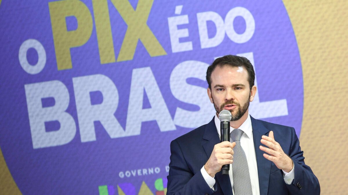 Governo vai analisar 48 contas com mais de R$ 500 mil em bets