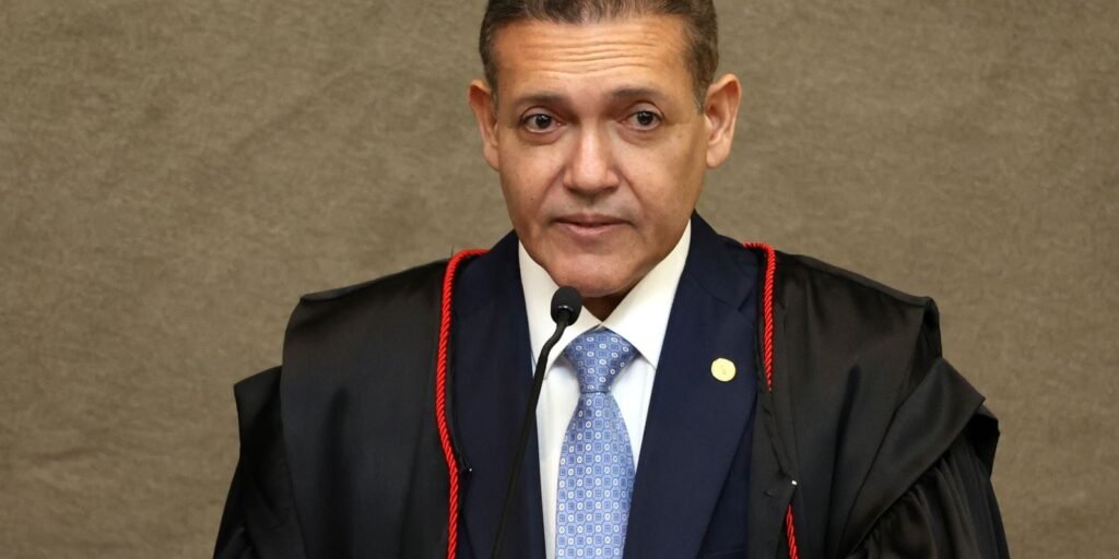 O ministro Kassio Nunes Marques durante cerimônia de posse como presidente do TSE, em Brasília