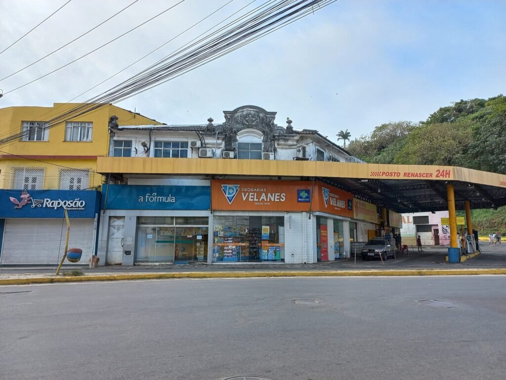 Outro ângulo de posto de combustível em Ilhéus (BA)