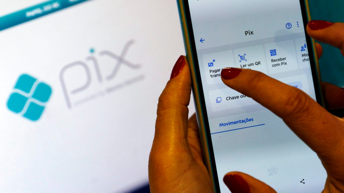 Pix por aproximação sem teto de R$ 500: o que muda nesta quinta e como ajustar o limite