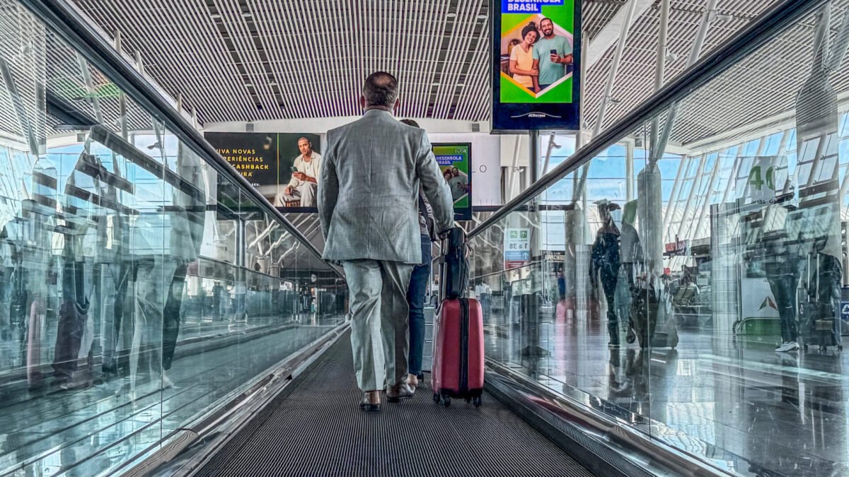 Azul terá 400 voos extras no Sul no verão 2026/2027
