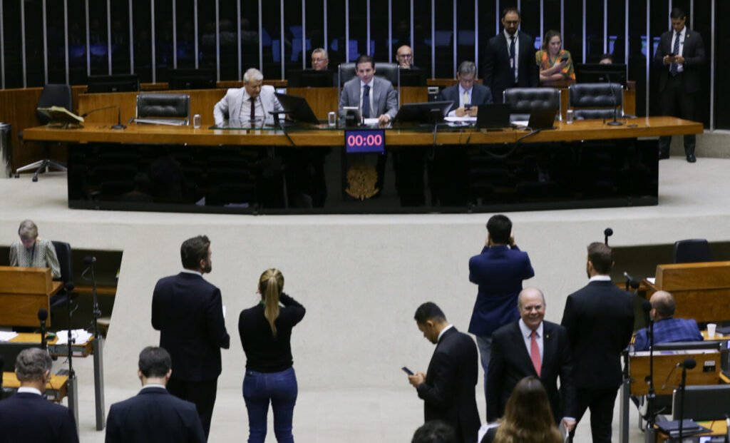 Plenário da Câmara dos Deputados durante sessão deliberativa virtual, em Brasília, em fevereiro de 2025