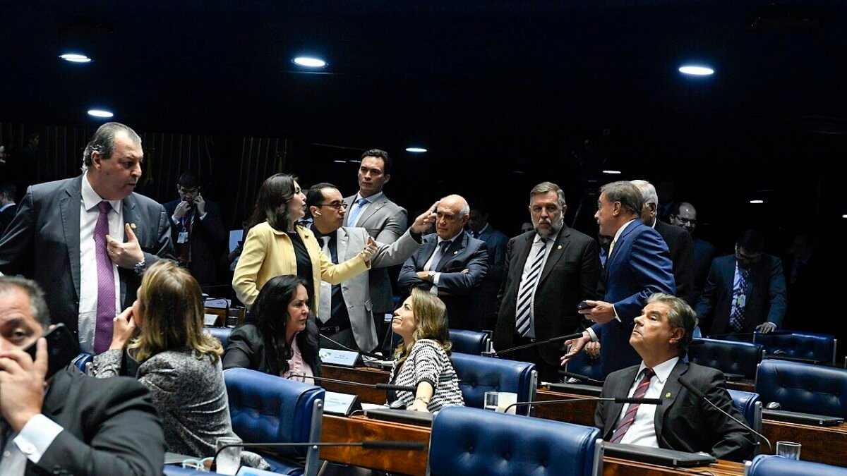 PL lidera em 20 das 54 vagas do Senado; MDB tem 7 e PT, 6, na parcial do TSE
