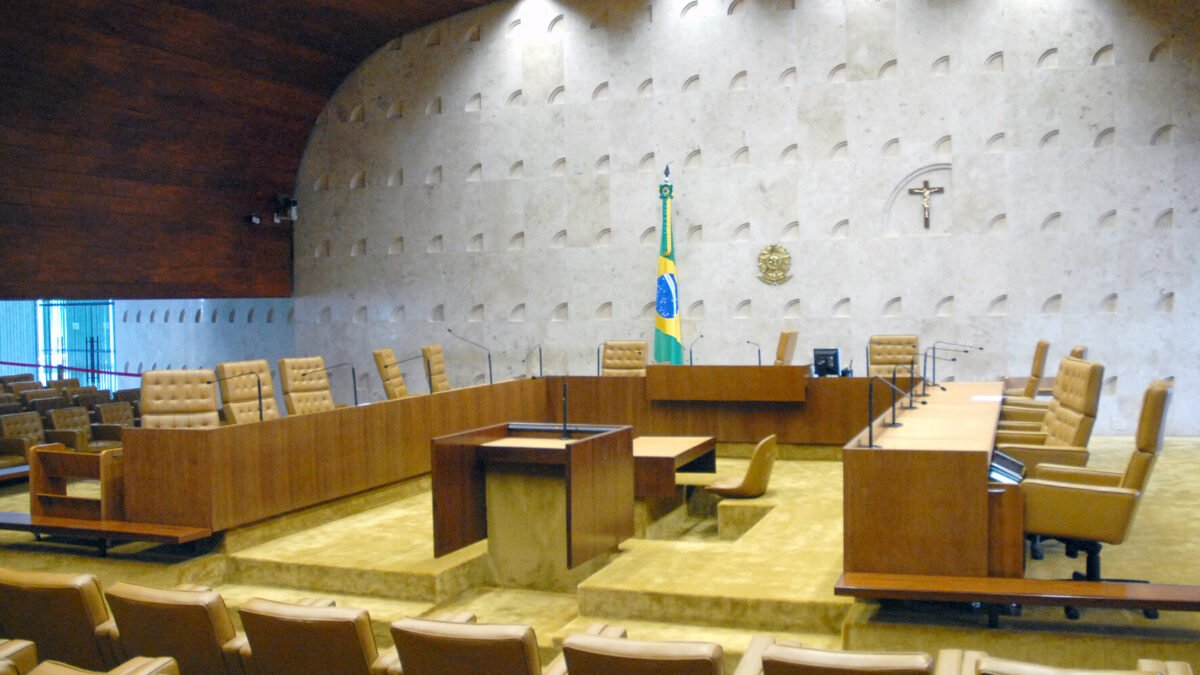 Nunes Marques diz que só analisará revisão criminal de Bolsonaro após o 2º turno