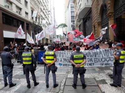Vamos (VAMO3) sobe mais de 7% e lidera altas do Ibovespa nesta quinta-feira (8)