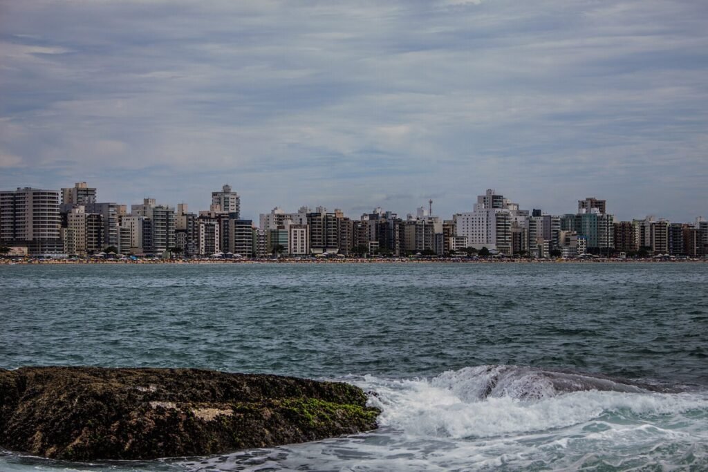 Praia de Guarapari, no litoral do Espírito Santo