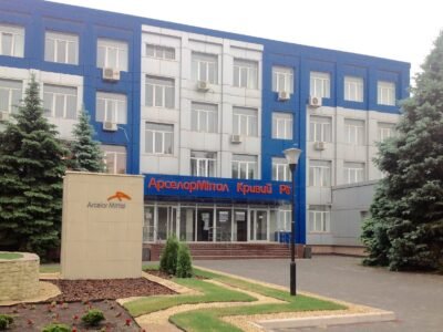 Rússia diz ter atingido maior siderúrgica da Ucrânia, em Kryvyi Rih