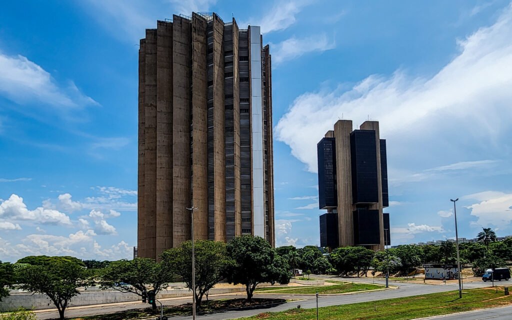 Prédio da Caixa Econômica Federal e do Banco Central, em Brasília