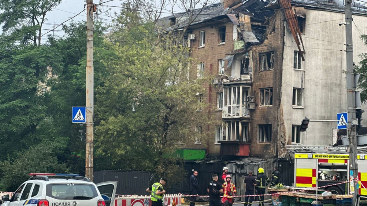 Ataques russos matam ao menos 28 na Ucrânia na quarta; ônibus em Kramatorsk deixa 12 mortos