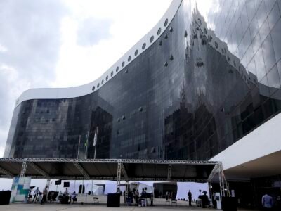 TSE arredonda 1,4912% e PSOL/Rede supera cláusula de barreira