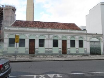 Draco age contra três bingos clandestinos em Curitiba e apreende cerca de 40 máquinas