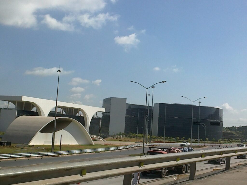 Prédios da Cidade Administrativa do governo de Minas Gerais