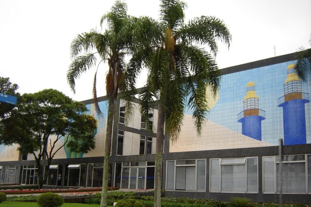 Prefeitura de Curitiba, em imagem do banco Wikimedia Commons
