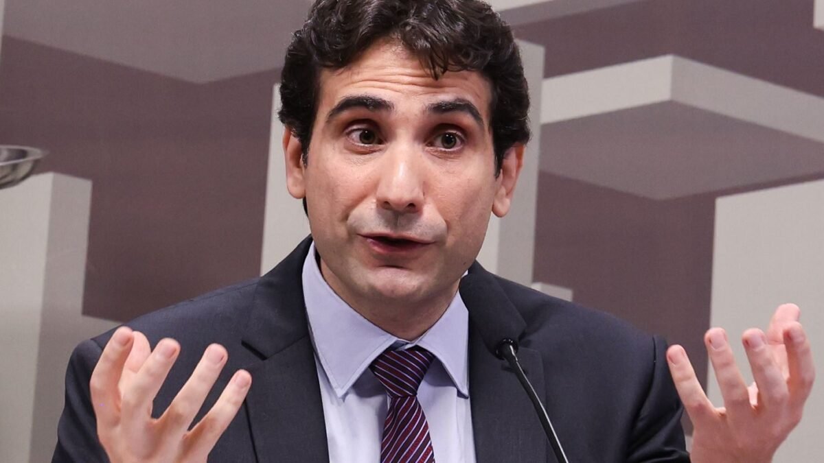 Galípolo diz à PF que houve demora na fiscalização do Master e reuniões tensas no BC