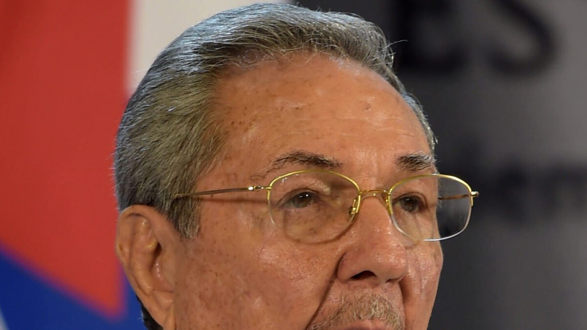 Flórida emite mandado de prisão contra Raúl Castro por aviões derrubados em 1996