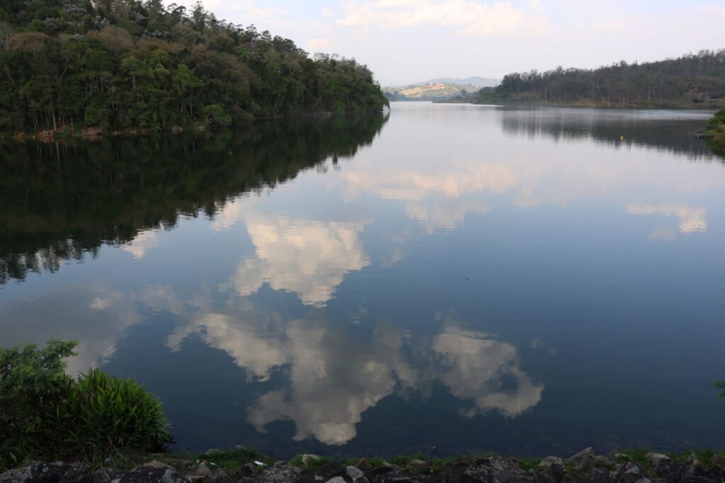 Represa Paulo de Paiva Castro, parte do sistema Cantareira, em Franco da Rocha (SP), construída pela Sabesp para abastecer a capital