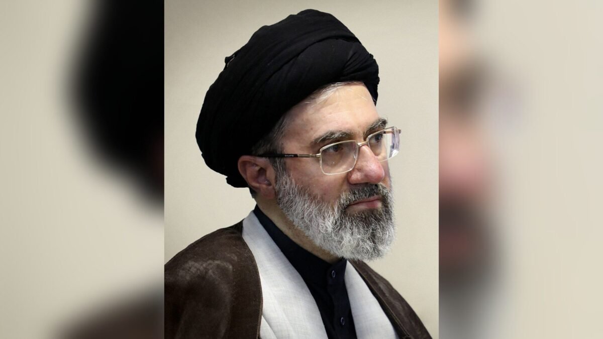 Khamenei ordena resposta a novos ataques dos EUA, inclusive fora do território iraniano