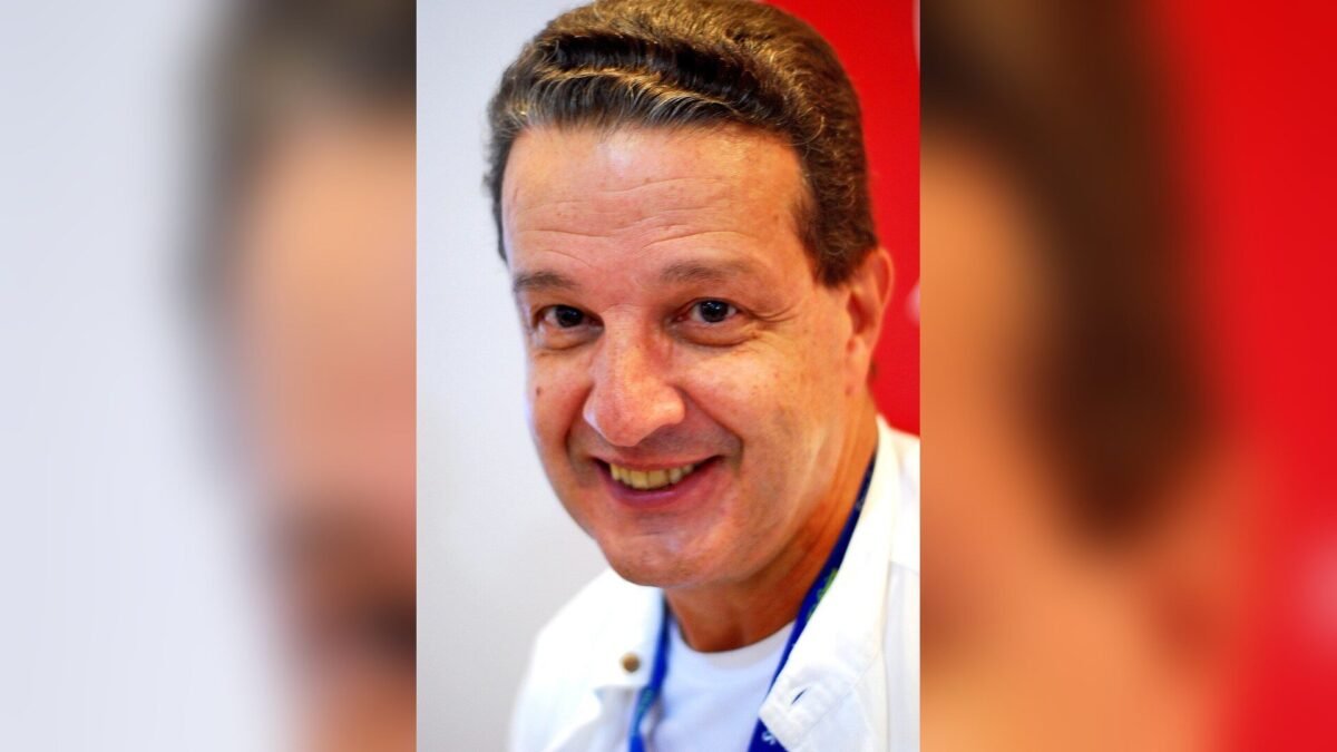 Camila Kfouri, filha de Juca Kfouri, morre aos 48 anos; velório foi em São Paulo