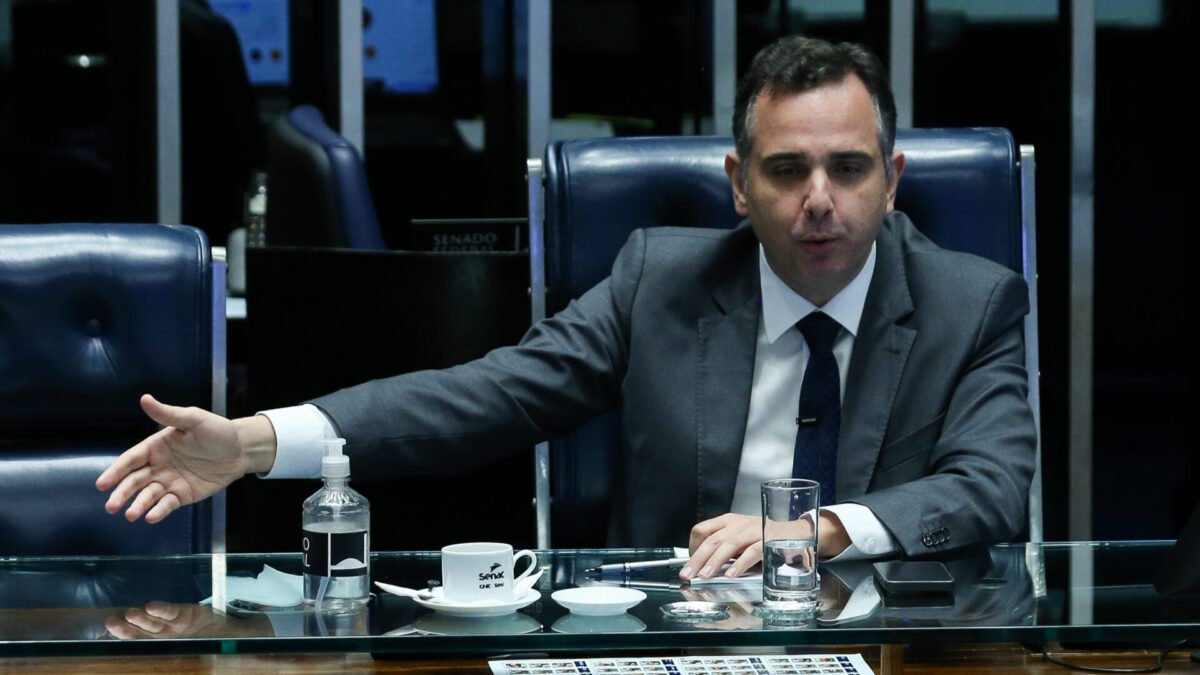 Pacheco volta à fila para o STF após Alcolumbre ajudar a aprovar fim da 6×1, diz Folha