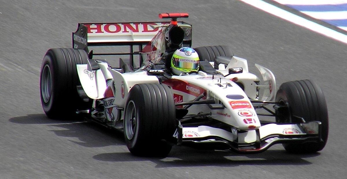Rubens Barrichello vai pilotar Williams de 2011 em Interlagos no GP de São Paulo