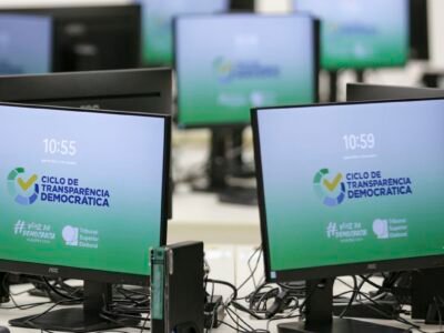 Pesquisa Palver: Flávio Bolsonaro tem 47% e Lula, 43%, na véspera do 1º turno