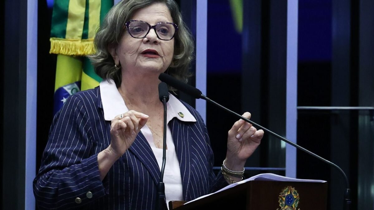 PEC que acaba com a escala 6×1 deve começar a ser discutida no Senado na terça (6)