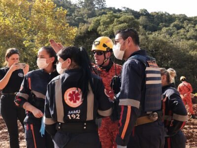 Deslizamento bloqueia a SP-129 entre Tatuí e Boituva; chuva alaga cidades da região
