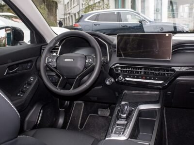 Haval H7 chega ao Brasil por R$ 261 mil com 370 cv e tração integral