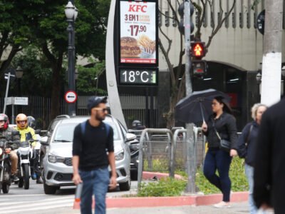 São Paulo amanhece com 11°C nesta segunda (19); Folha não vê chuva e g1 cita garoa