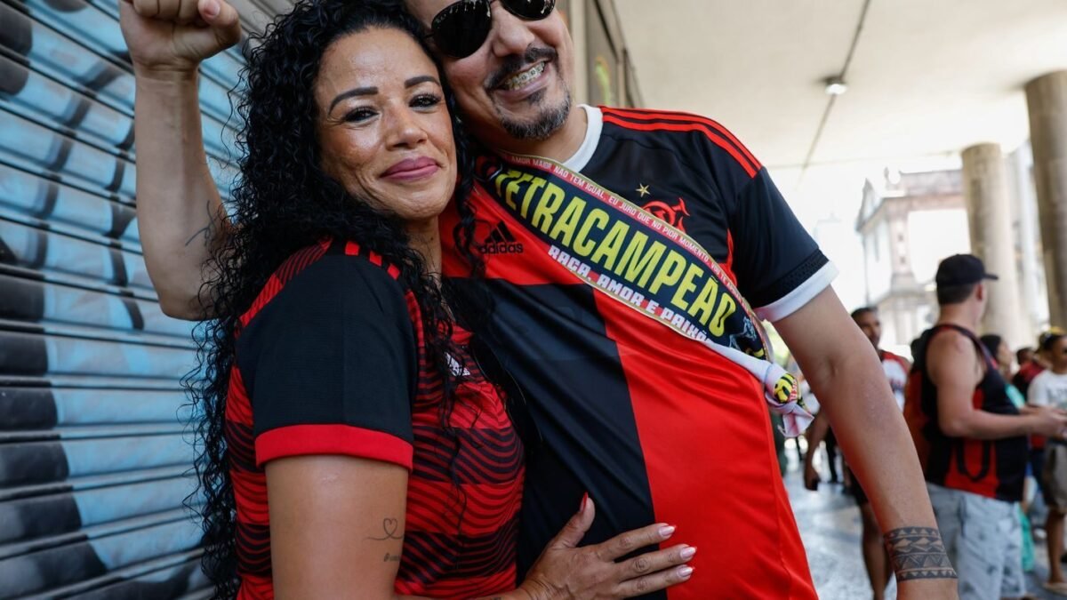 Flamengo tem 69,8% de chance de título do Brasileirão; Palmeiras, 30,1%