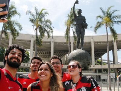 Casal pede à Justiça que Pedro, do Flamengo, deixe casa no Recreio