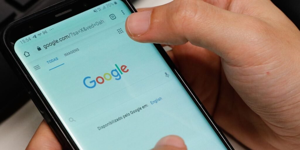 Uso de redes sociais em telefones smartphone
