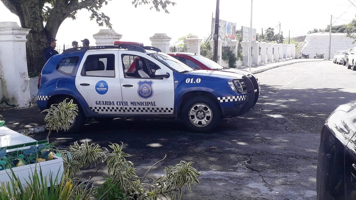 Concurso da Guarda Municipal de Salvador: 50 vagas, salário de R$ 3.546,42 e inscrição até 30/10