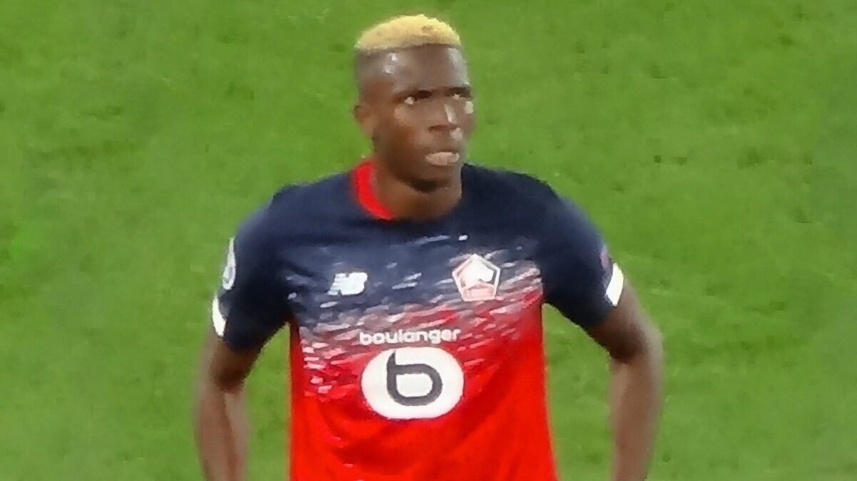 Osimhen marca um dia após virar pai, e Galatasaray goleia o Konyaspor por 4 a 0