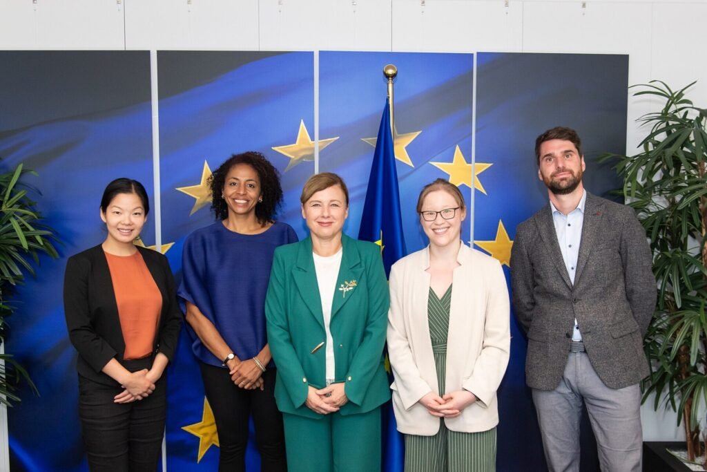 Visita de representantes da OpenAI à Comissão Europeia