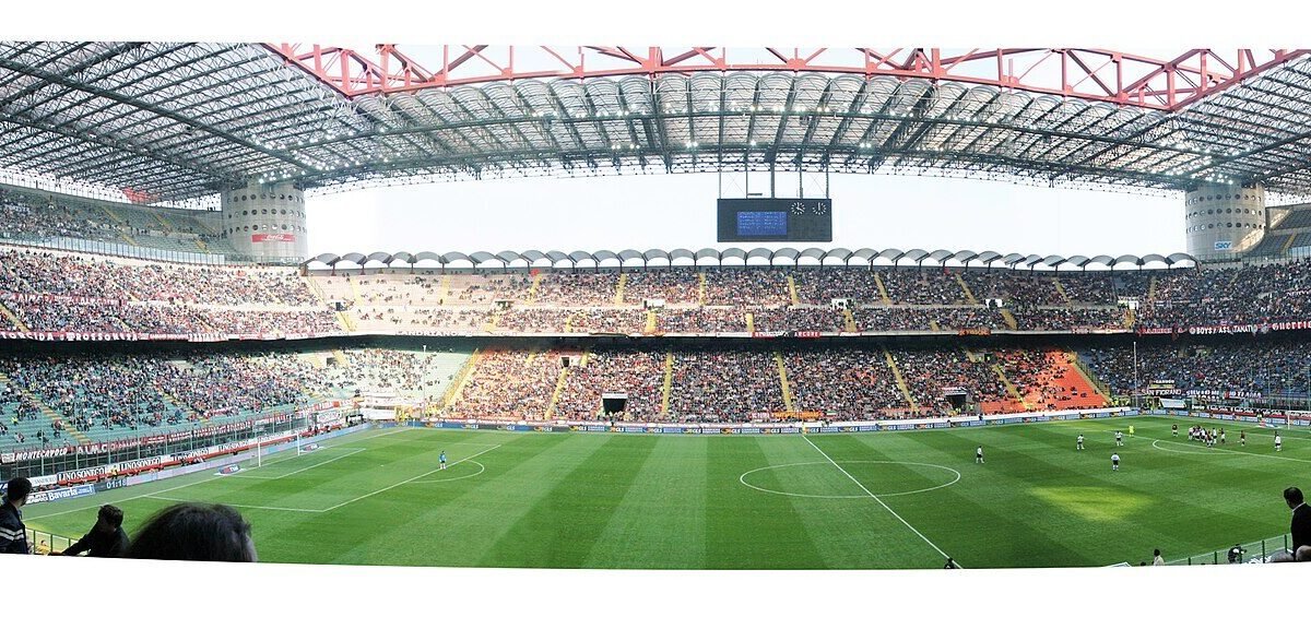 Milan x Atalanta joga às 13h e passa no Disney+; CazéTV e ESPN aparecem em listas diferentes