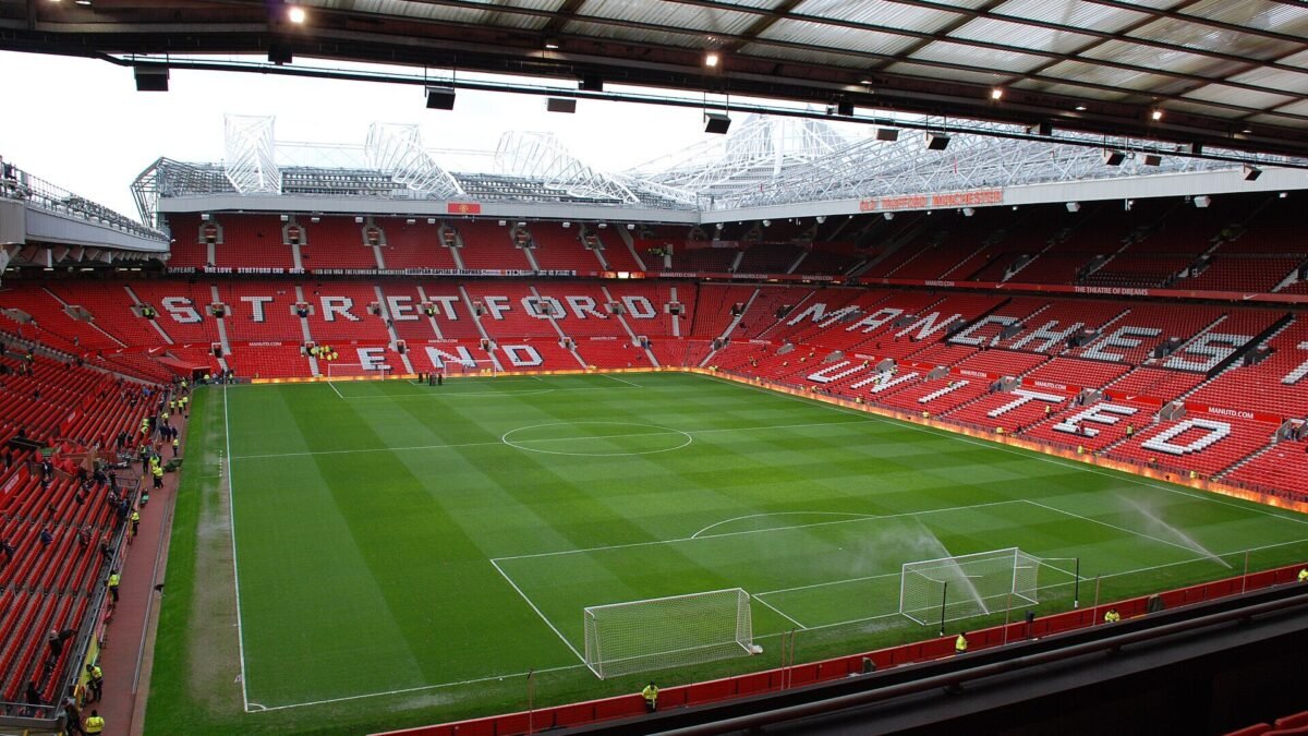 Manchester United recebe Bournemouth neste domingo, às 11h, no Disney+