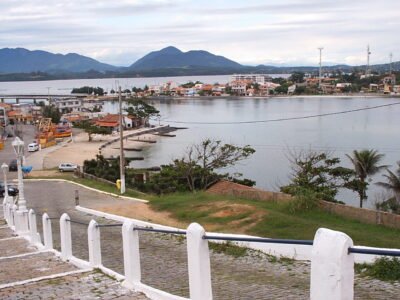 Surfista Rickson Falcão é baleado em Saquarema (RJ) e já teve alta